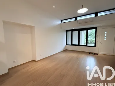 Apartment in Étiolles (91450)