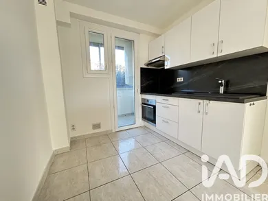 Apartment in Six-Fours-les-Plages (83140)