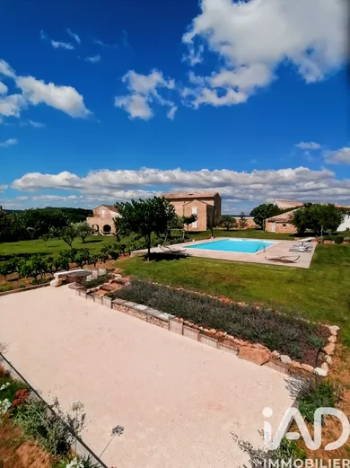 Mas in Saint-Michel-d'Euzet (30200)