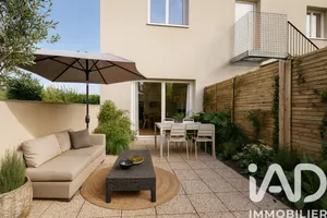 Apartment at Saint-Gilles-Croix-de-Vie (85800)