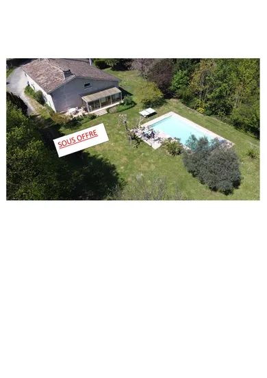 Maison de campagne à Espiet (33420)