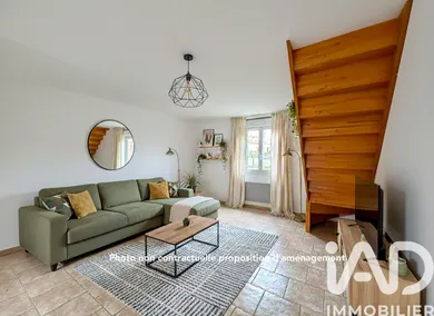 Maison à Saint-Yzan-de-Soudiac (33920)