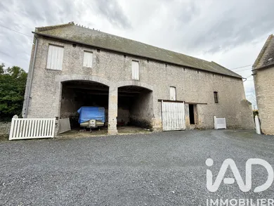 Barn at Bayeux (14400)