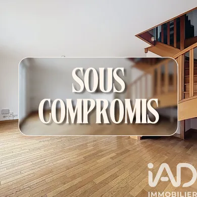 Duplex at Émerainville (77184)