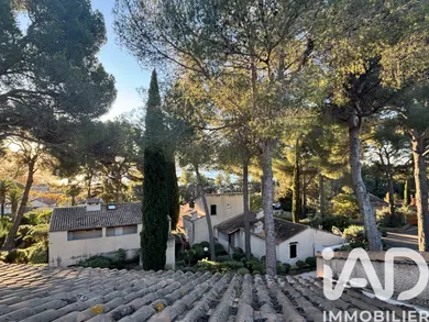 Apartment in Saint-Cyr-sur-Mer (83270)