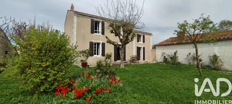 Maison 7 pièces 157 m² · à Saint-Médard-d'Aunis · 157 m² · 395 000 €