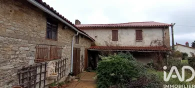 Maison de village à Surin (86250)