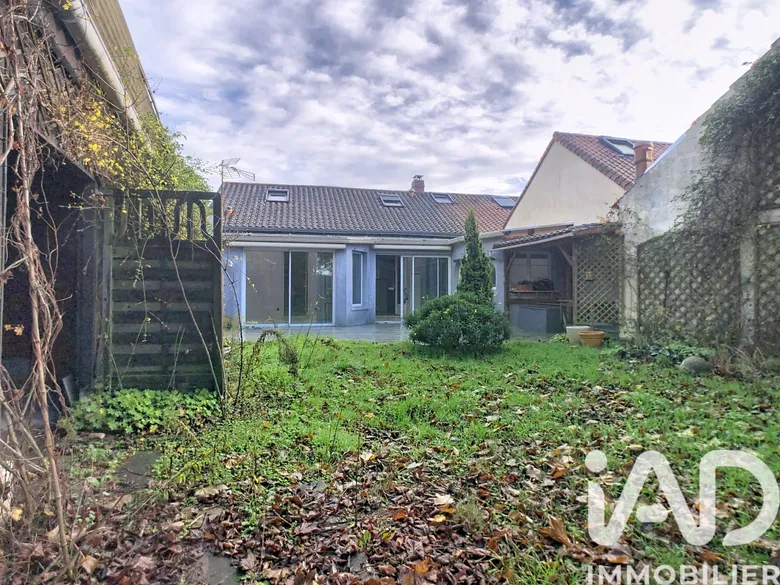 Maison 5 pièces 120 m² · à Rezé · 120 m² · 281 300 €