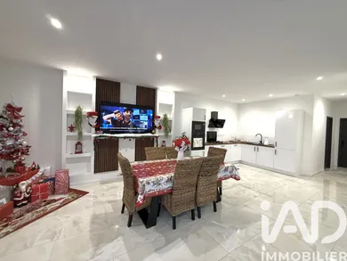 Maison à Bonchamp-lès-Laval (53960)