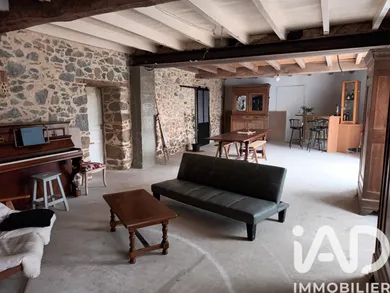 Longere in La Chapelle-Saint-Laurent (79430)