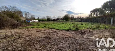 Terrain à bâtir à Aulnay (17470)