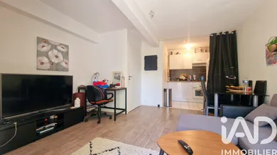 Apartment in Vannes (56000)
