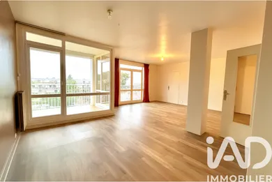 Appartement à Versailles (78000)