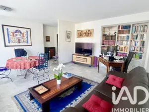 Apartment at Le Cannet (06110)