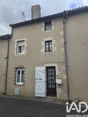 Maison de ville à Persac (86320)