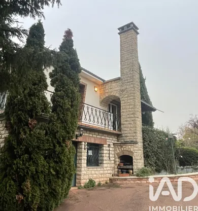 Maison à Troyes (10000)