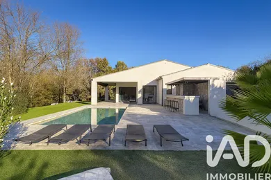 Maison à Roquefort-les-Pins (06330)