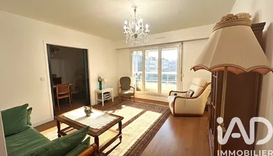 Apartment at Saint-Denis (93200)