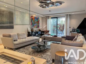 Apartment at Neuilly-sur-Seine (92200)