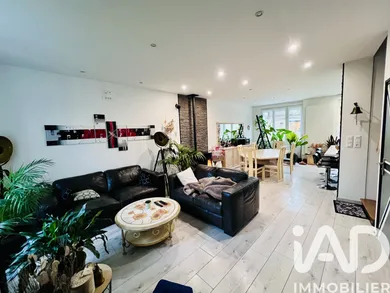 Maison de village à Treignat (03380)