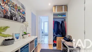 Apartment at Chevreuse (78460)