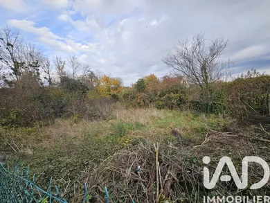 Leisure land at Brasles (02400)