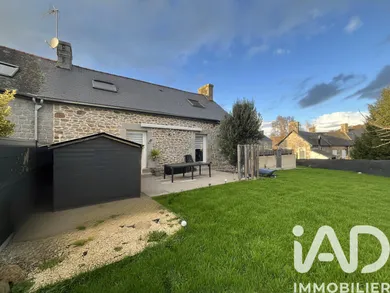 Maison de village à Saint-Germain-en-Coglès (35133)