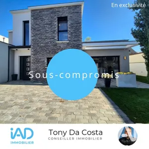 Maison d'architecte à Ozoir-la-Ferrière (77330)