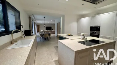 Architectural house at Nîmes (30900)