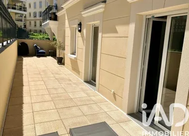 Appartement à Le Plessis-Robinson (92350)