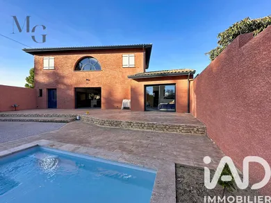 House at Pomérols (34810)