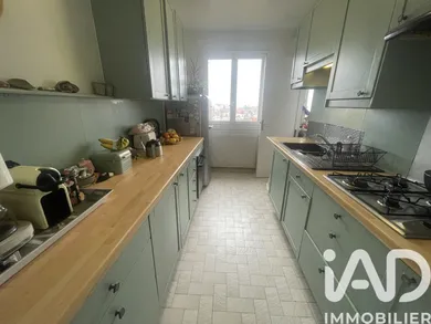 Apartment in Villeurbanne (69100)