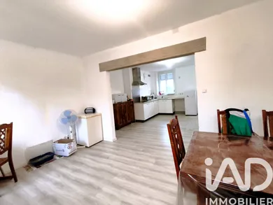 Immeuble à Hirson (02500)