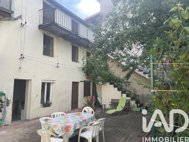 House at Saint-Chamond (42400)