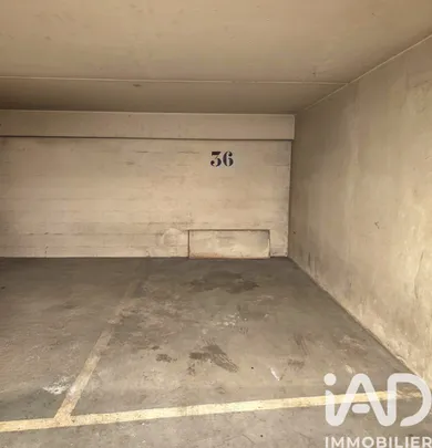 Parking à Paris (75014)