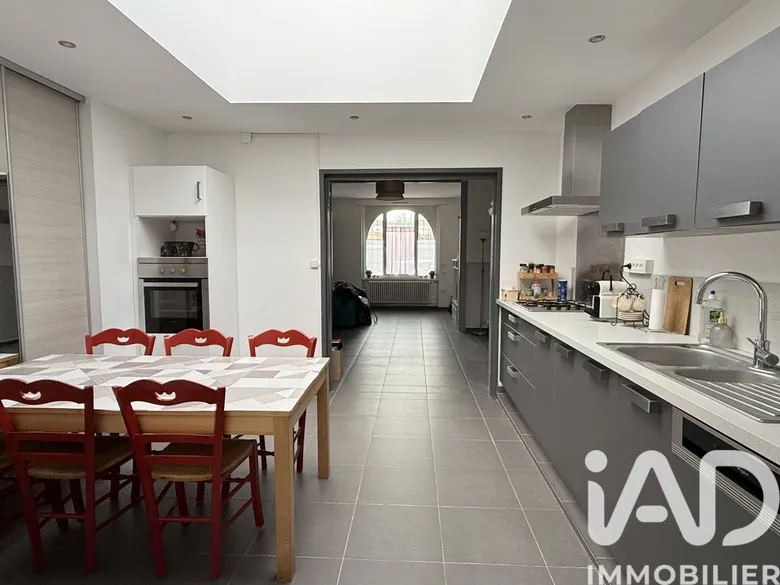 Maison 4 pièces 106 m² · à Lys-lez-Lannoy · 106 m² · 230 000 €