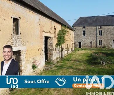 House at Gorges (50190)