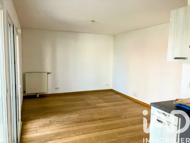 Apartment in Reims (51100)