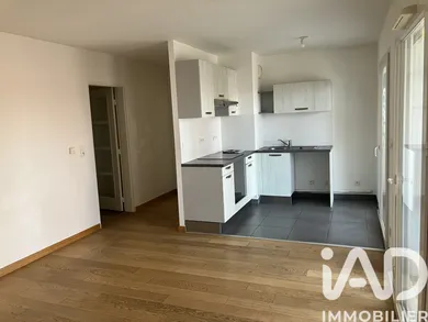 Apartment in Reims (51100)