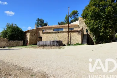 Domaine à entrechaux (84340)