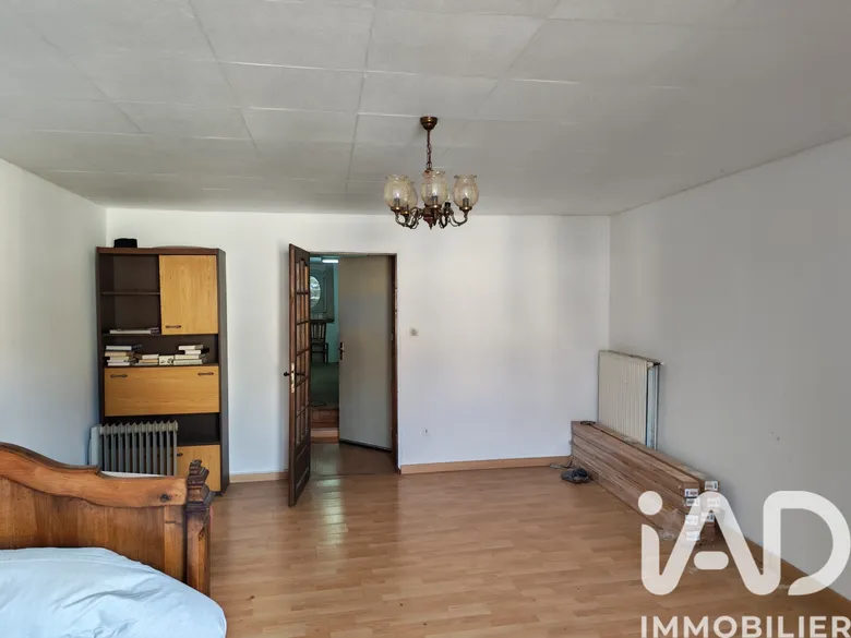 Maison 4 pièces 95 m² · à Rougemont · 95 m² · 34 000 €