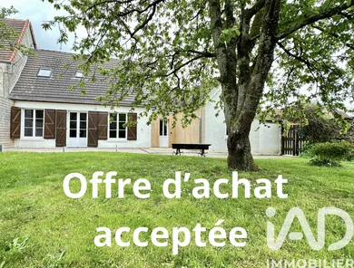 House at Oulchy-le-Château (02210)