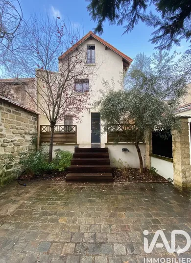 Maison de village à Carrières-sur-Seine (78420)