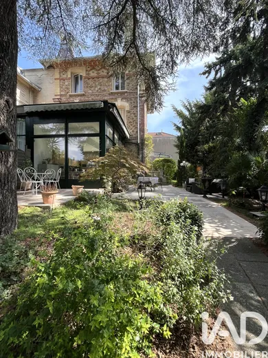House in Sucy-en-Brie (94370)