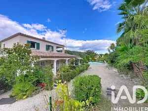 Maison traditionnelle à Châteauneuf-Grasse (06740)
