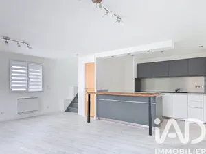 Duplex à les essarts (76530)