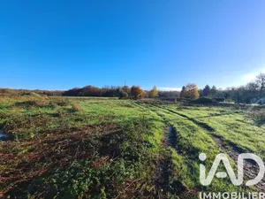 Terrain à bâtir à Les Essards (17250)