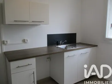 Apartment in Salon-de-Provence (13300)