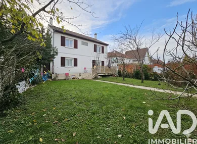 Maison à Vaires-sur-Marne (77360)