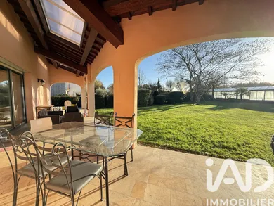 Architectural house at Jaunay-Marigny (86130)